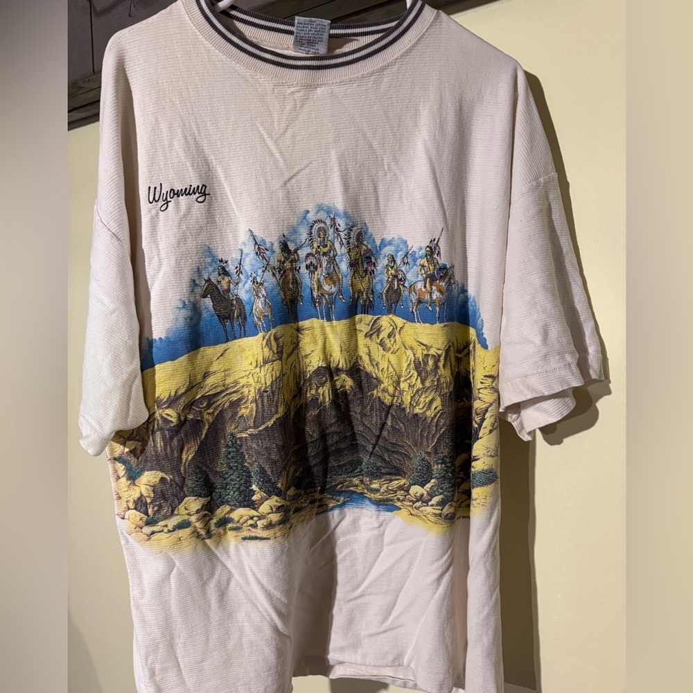 Cal-Cru Wyoming Graphic Native American Scenic t-shirt Eagle, Bear, and Wolf